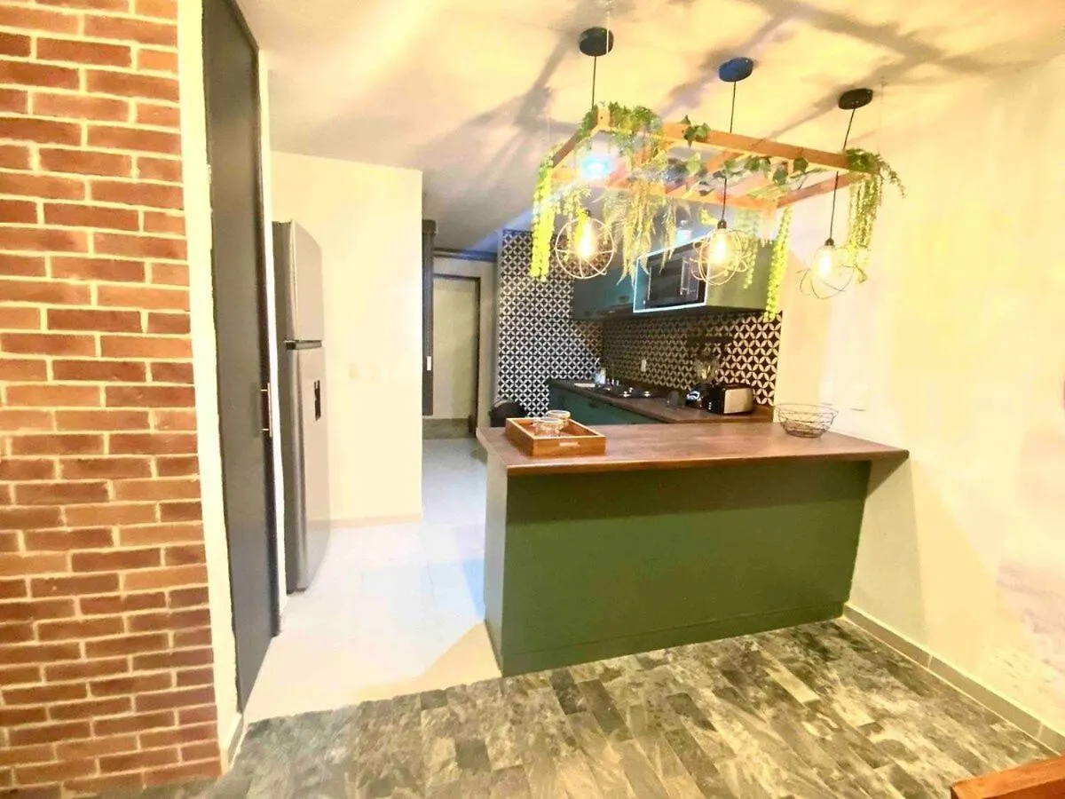 Planta Baja Enorme, Jardín, Parking, Hasta 11 Pax Apartamento Guadalajara
